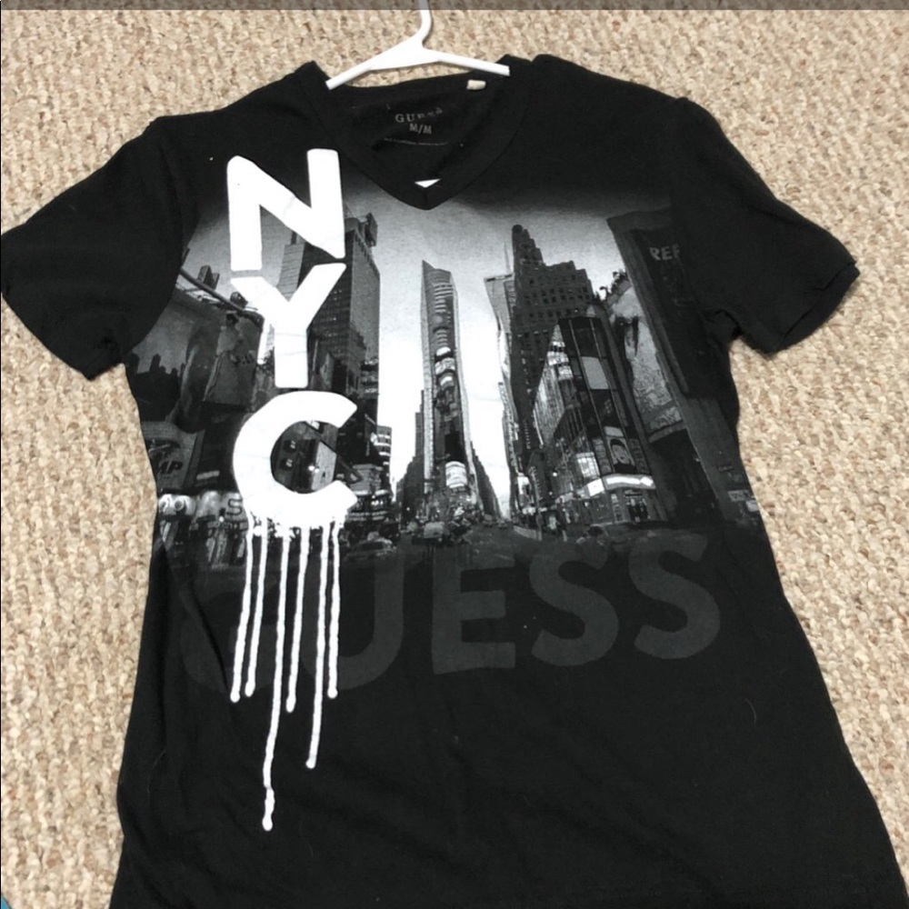 Guess shirts - Picture 3 of 4